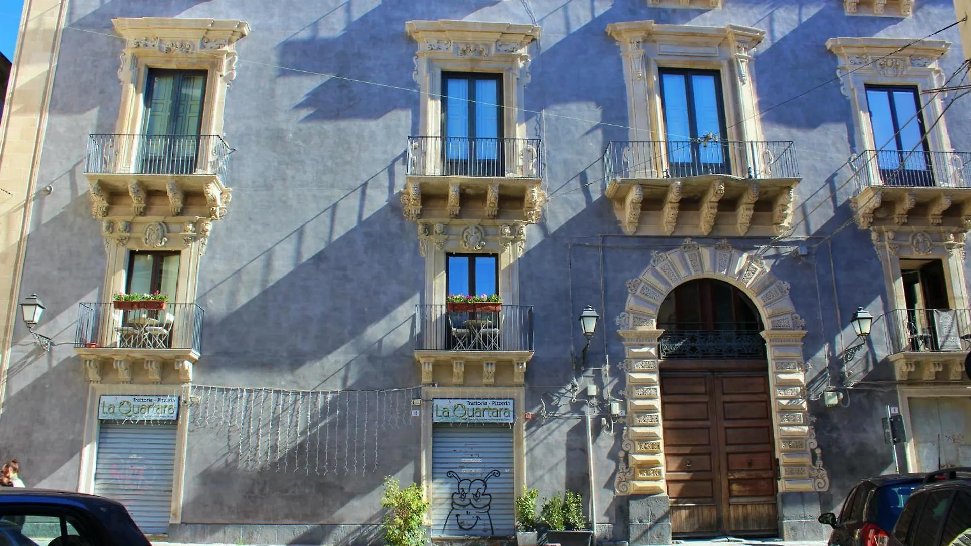 Il Barocco, 3 Bedrooms Deluxe Apartment 230Mq2 Catania