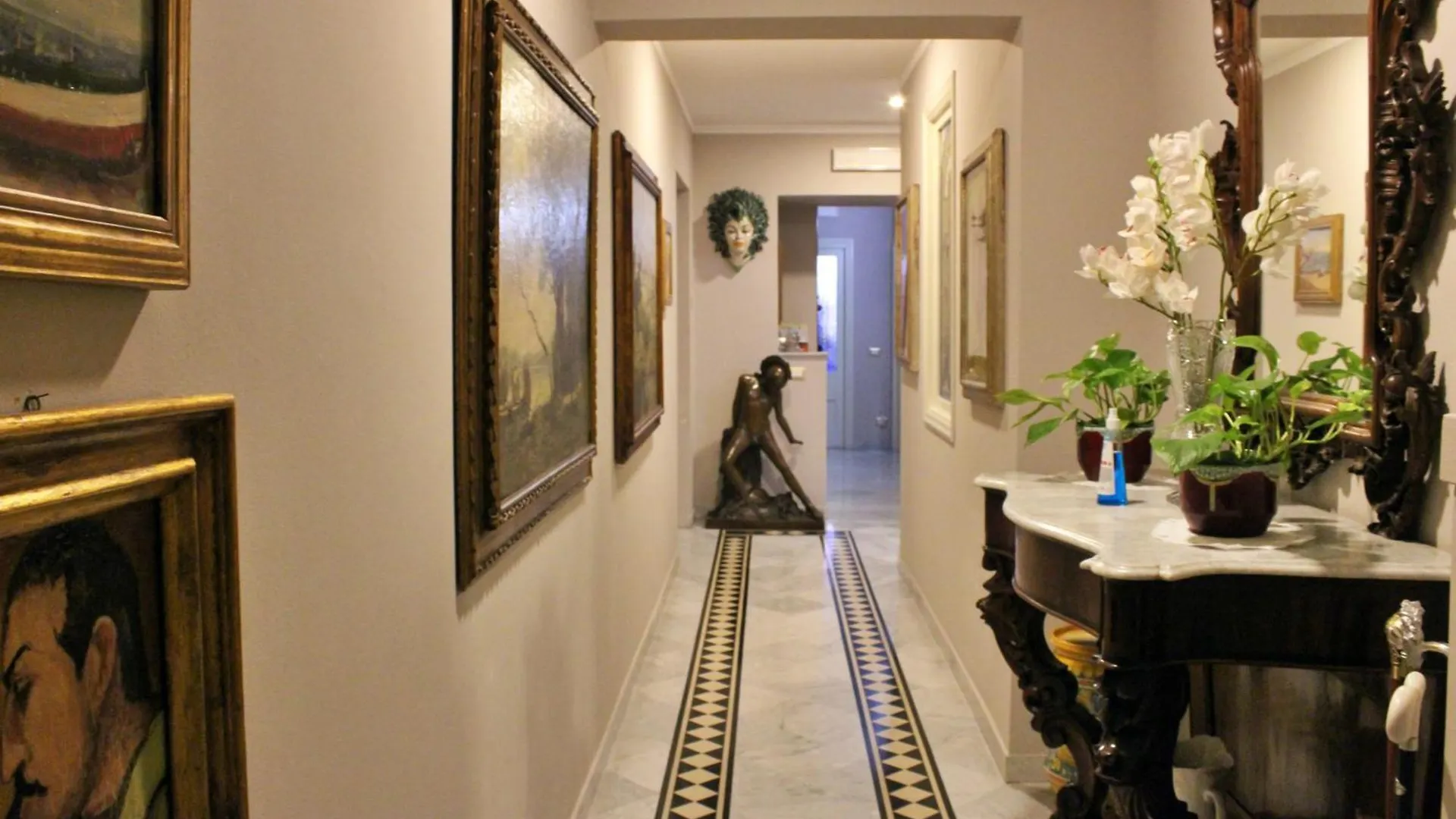 Il Barocco, 3 Bedrooms Deluxe Apartment 230Mq2 Catania
