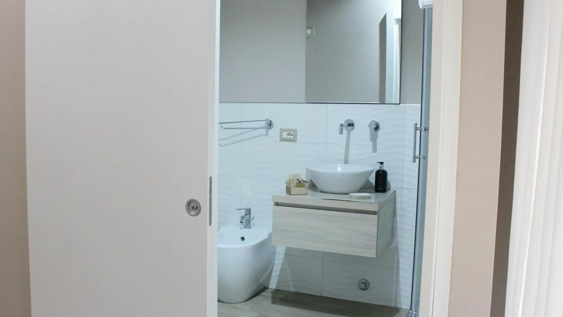 Il Barocco, 3 Bedrooms Deluxe Apartment 230Mq2 Catania