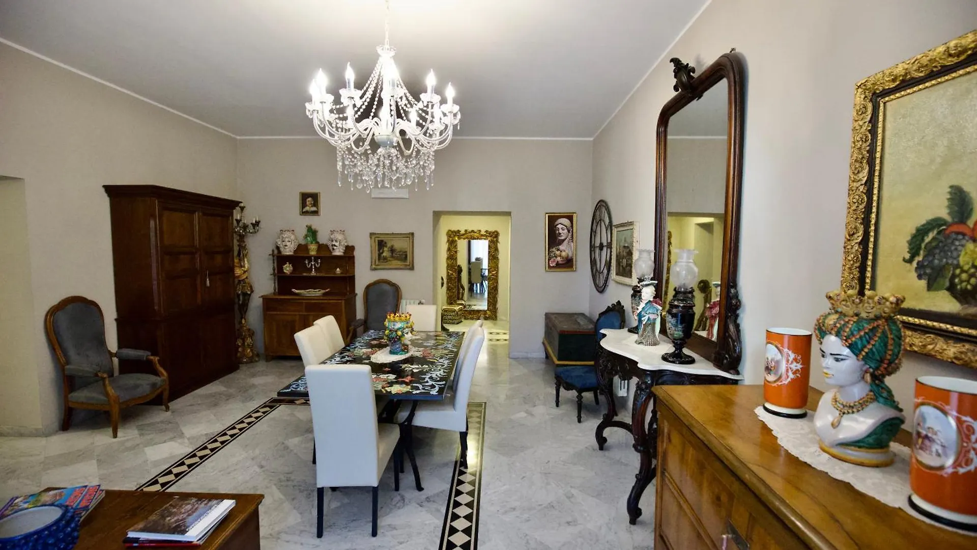 Il Barocco, 3 Bedrooms Deluxe Apartment 230Mq2 Catania