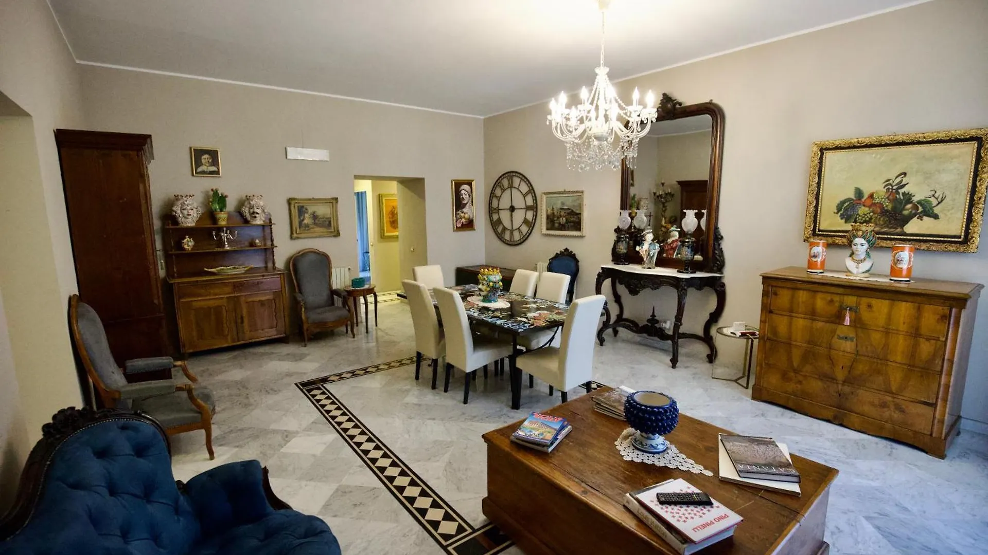 Il Barocco, 3 Bedrooms Deluxe Apartment 230Mq2 Catania 0*,  Italy