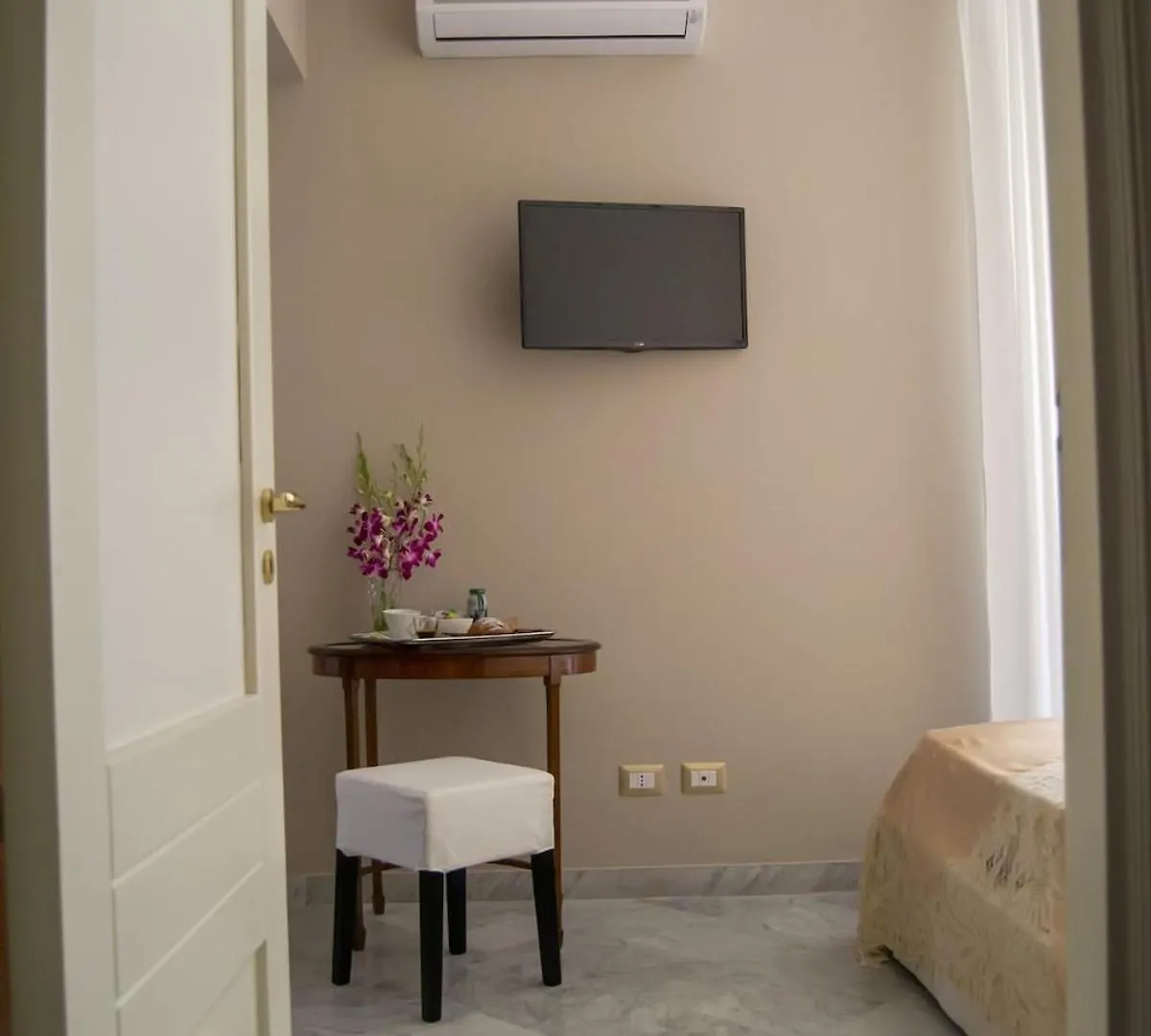Il Barocco, 3 Bedrooms Deluxe Apartment 230Mq2 Catania